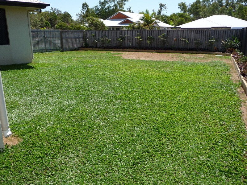 46 Woodwark Drive, Bushland Beach QLD 4818