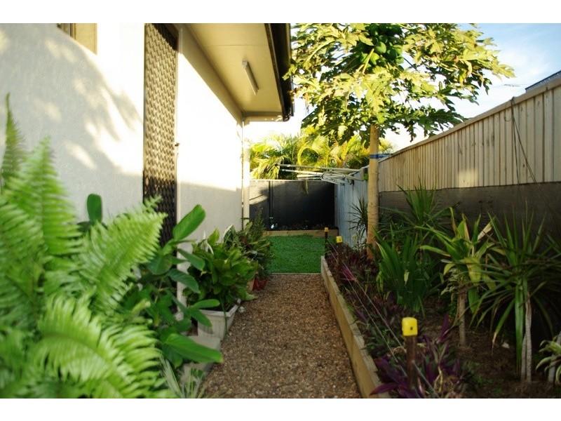 46 Woodwark Drive, Bushland Beach QLD 4818