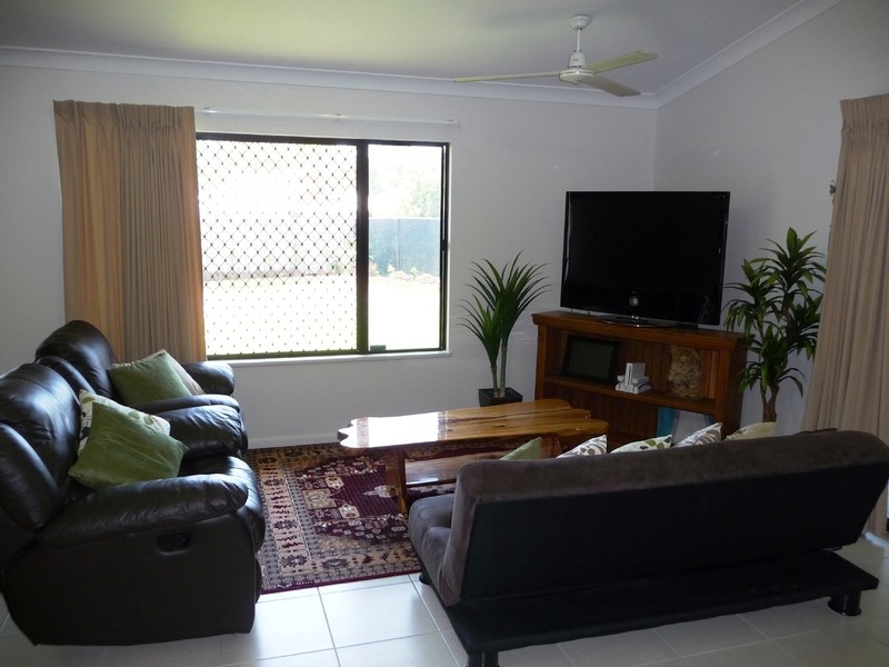 46 Woodwark Drive, Bushland Beach QLD 4818