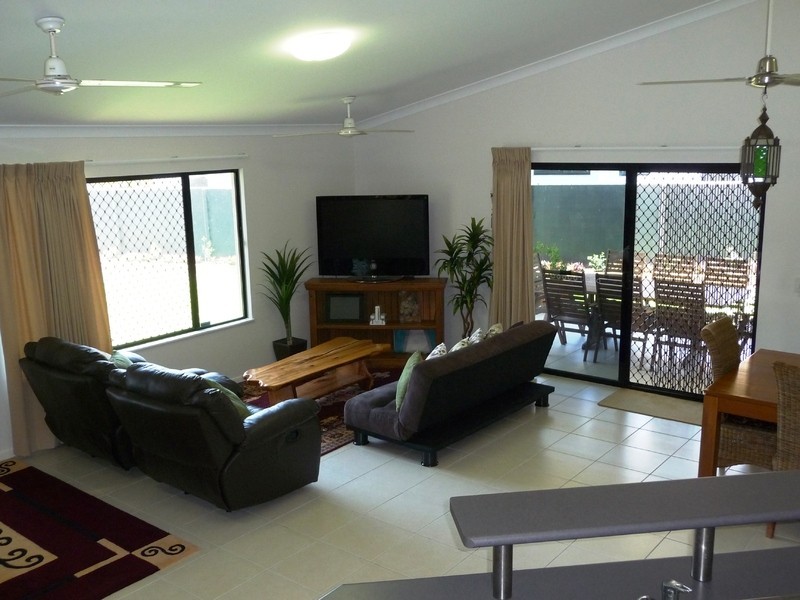 46 Woodwark Drive, Bushland Beach QLD 4818