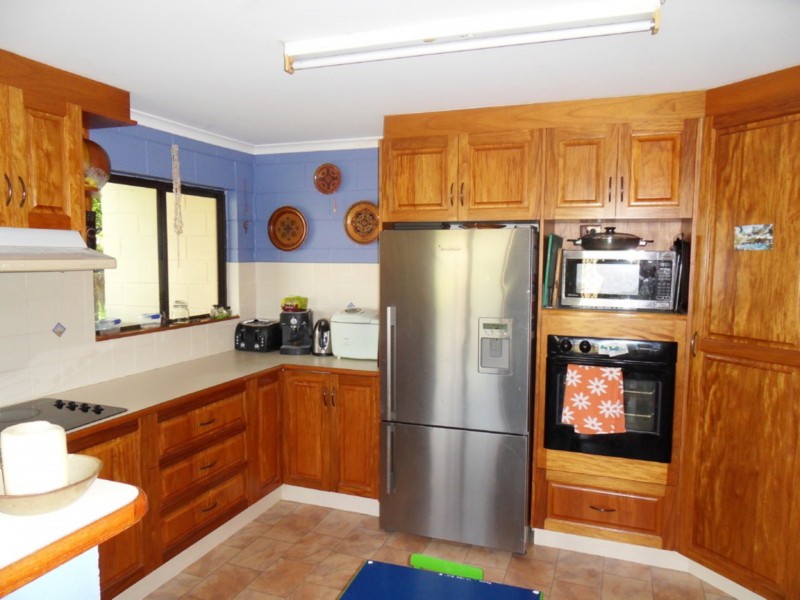 110 The Esplanade, Toolakea QLD 4818