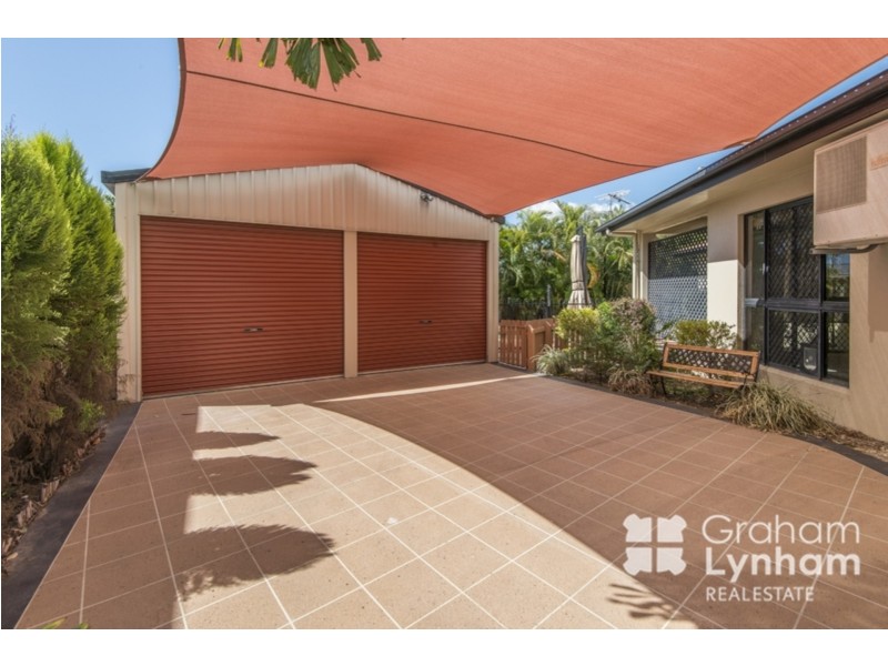 4 Riovista Way, Kirwan QLD 4817