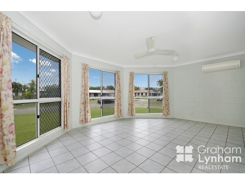 61 Whitsunday Drive, Kirwan QLD 4817