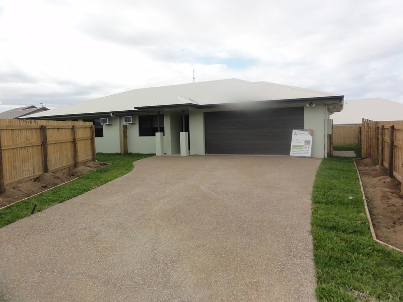 14 Blaise Court, Mount Louisa QLD 4814