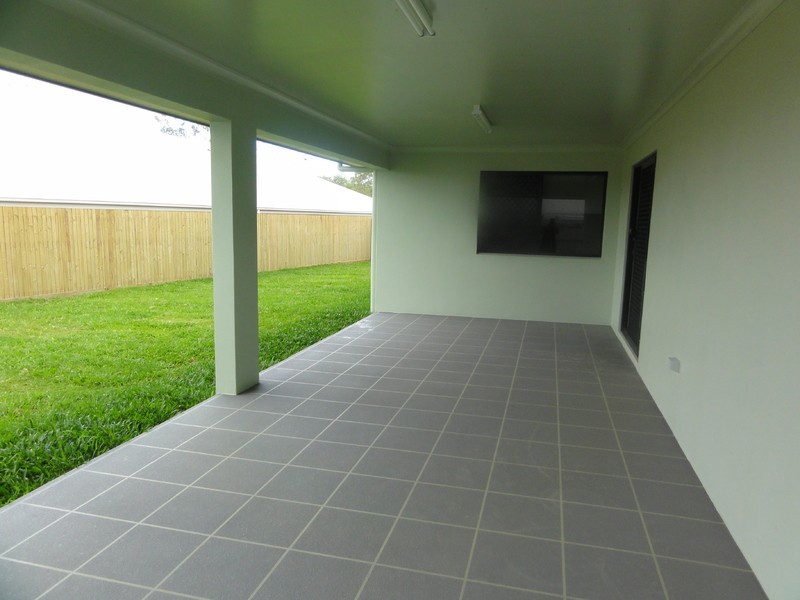 14 Blaise Court, Mount Louisa QLD 4814