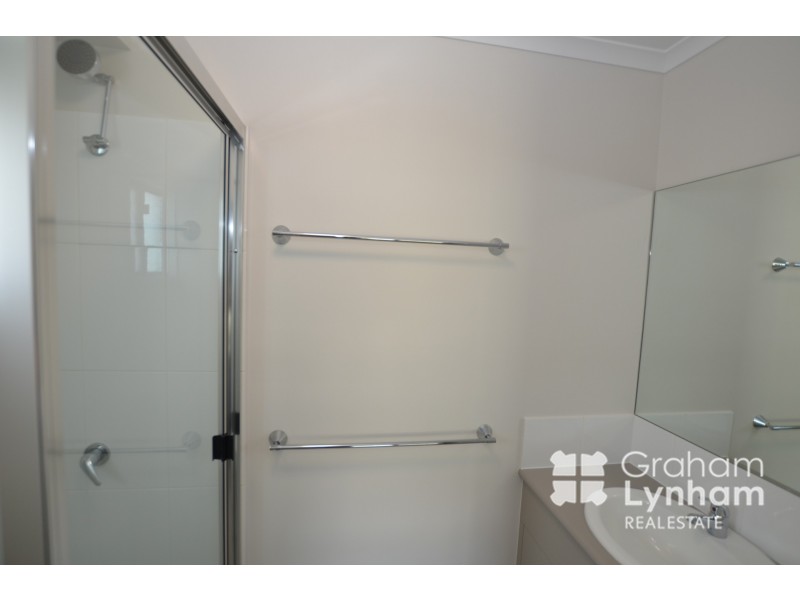 5 Jarvis Street, Burdell QLD 4818