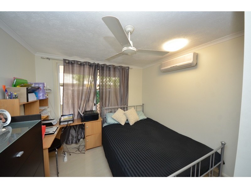 2/53 Henry Street, West End QLD 4810