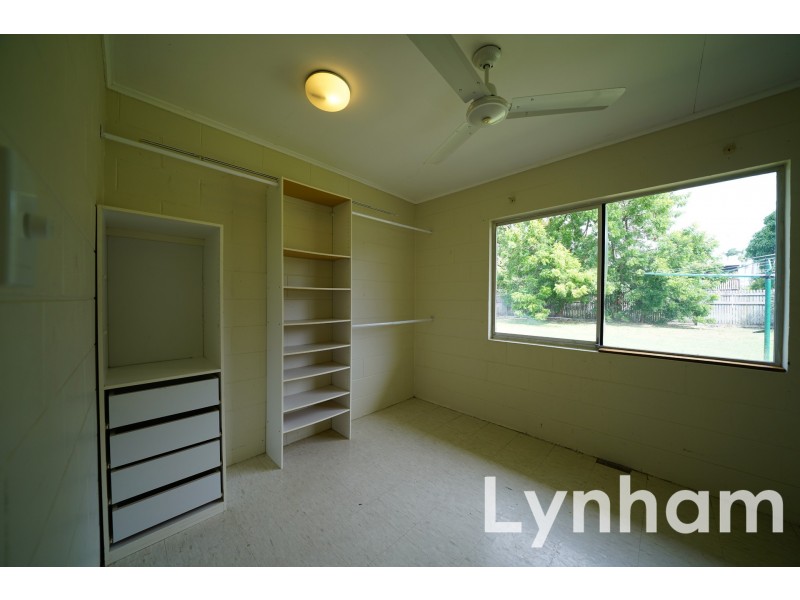2/197 Howlett Street, Currajong QLD 4812