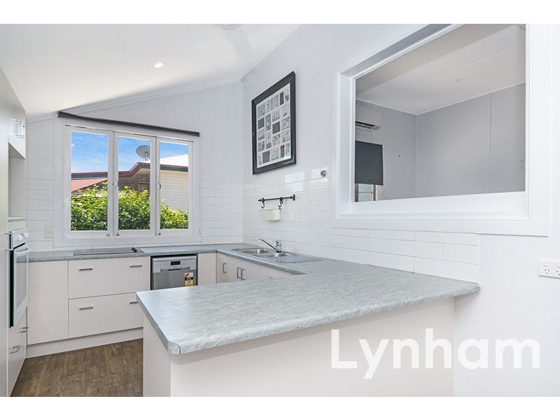 13 Winifred Street, Mundingburra QLD 4812