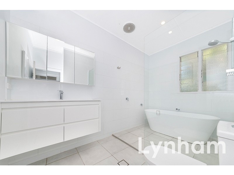 13 Winifred Street, Mundingburra QLD 4812