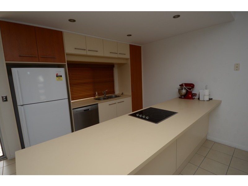 117/1 Burnda Street, Kirwan QLD 4817