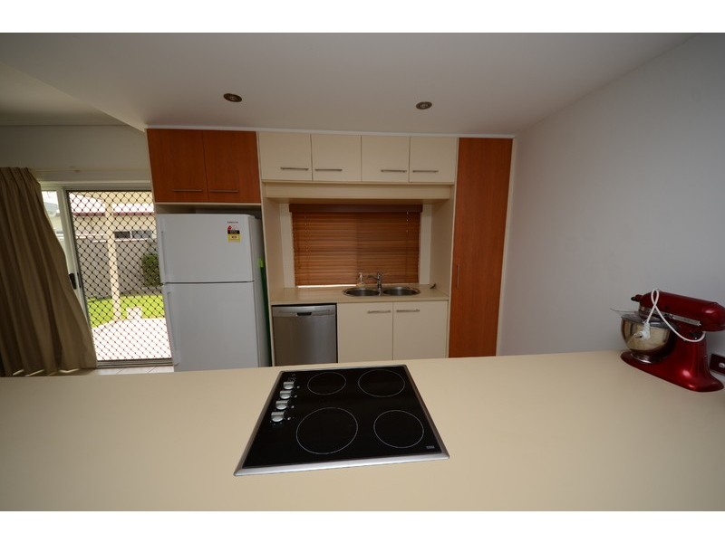 117/1 Burnda Street, Kirwan QLD 4817