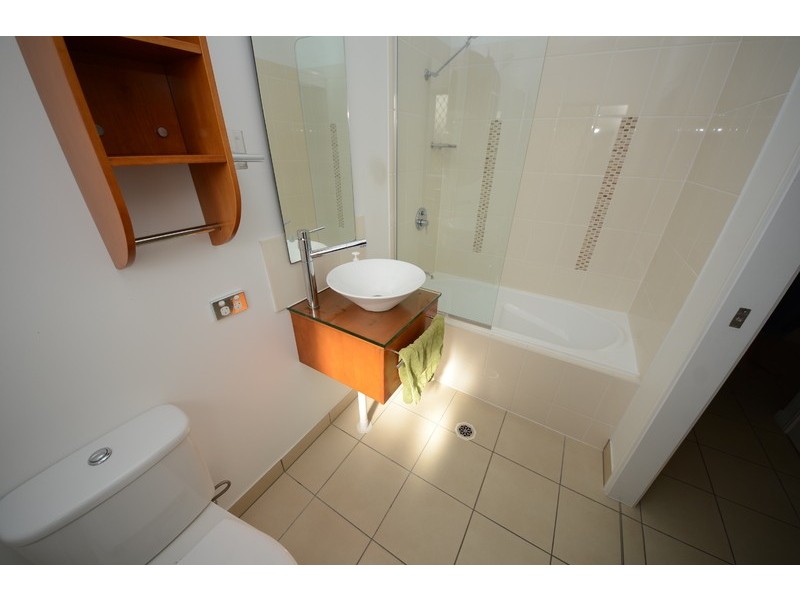 117/1 Burnda Street, Kirwan QLD 4817