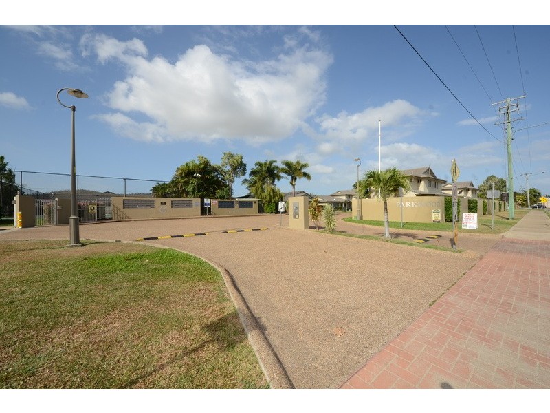 117/1 Burnda Street, Kirwan QLD 4817