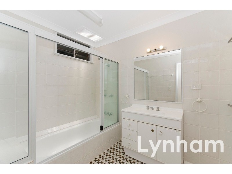 18 Finnerty Street, Heatley QLD 4814