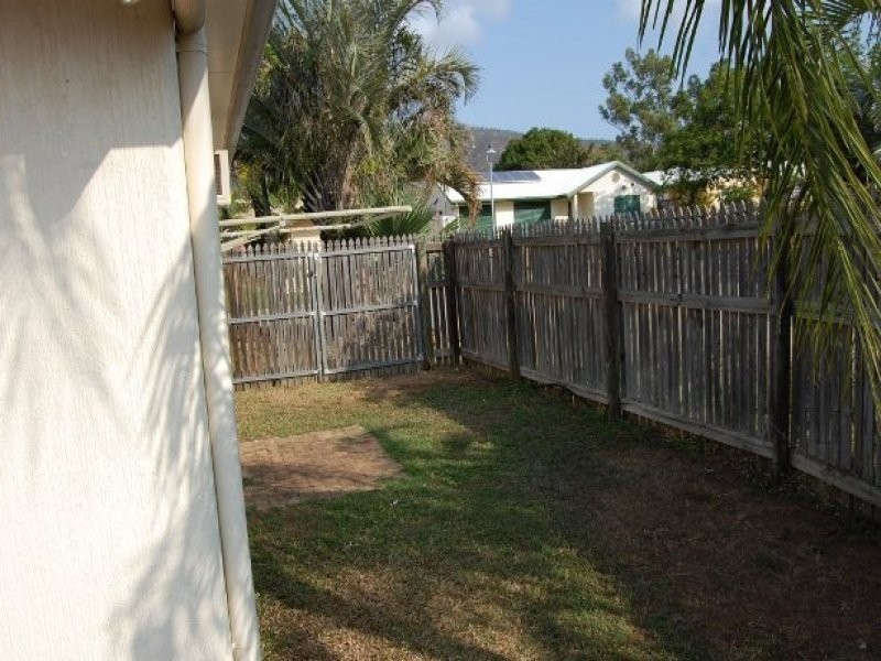 30 Templeton Crescent, Douglas QLD 4814