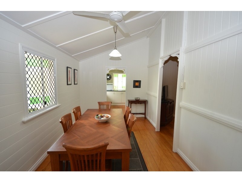 32 Bayswater Terrace, Hyde Park QLD 4812