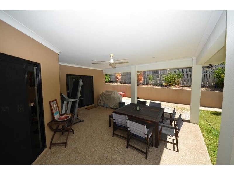 8 Perisher Court, Mount Louisa QLD 4814