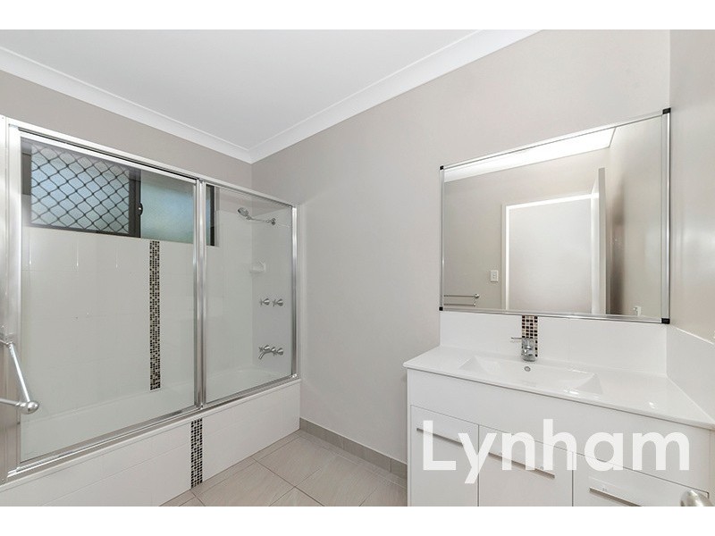 26 Pincer Court, Bushland Beach QLD 4818