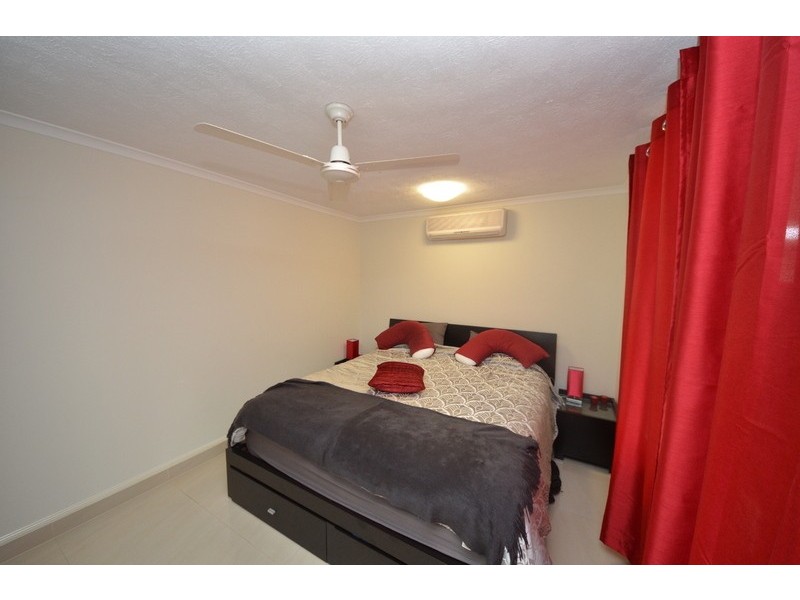 2/53 Henry Street, West End QLD 4810