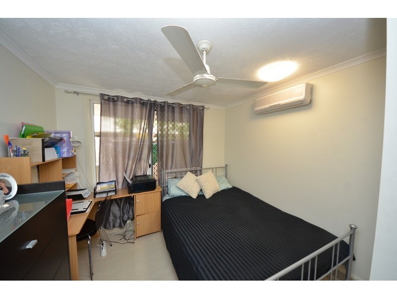 2/53 Henry Street, West End QLD 4810