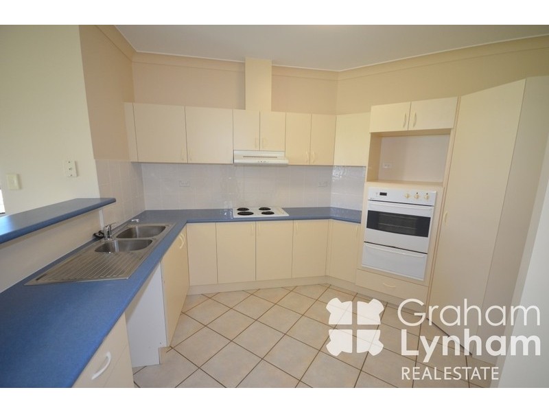 15 Young Circuit, Kirwan QLD 4817