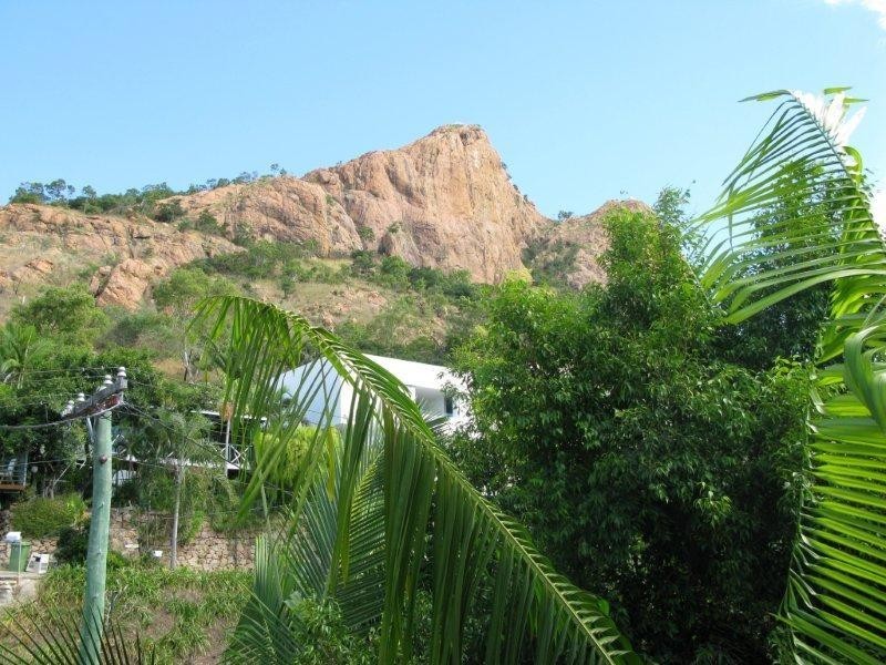 9/17 Stanton Terrace, North Ward QLD 4810