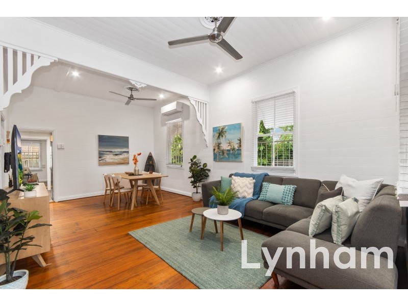 17 Nelson St, South Townsville QLD 4810