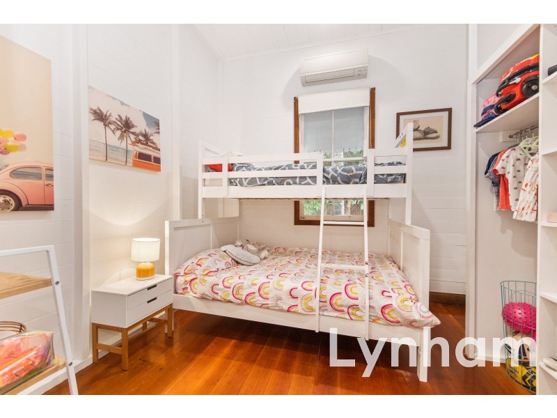 17 Nelson St, South Townsville QLD 4810