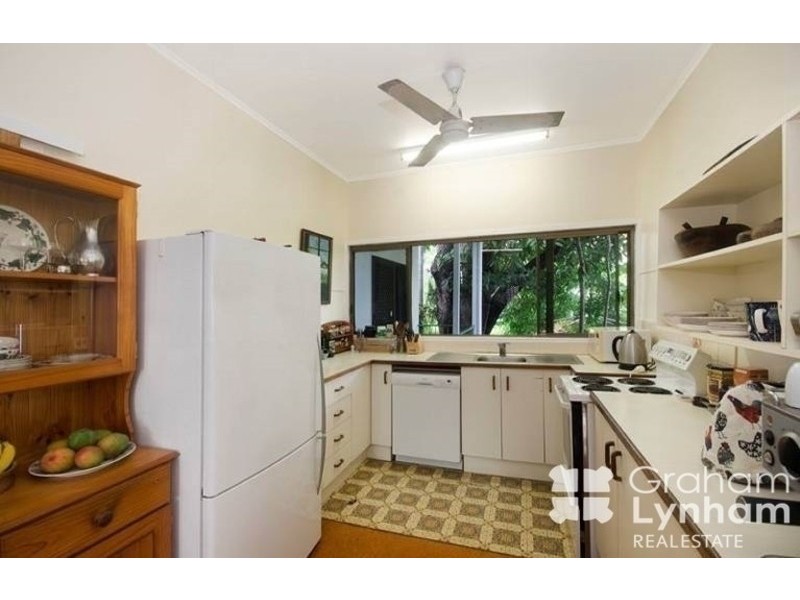 9 Queen Street, North Ward QLD 4810