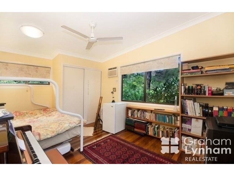 9 Queen Street, North Ward QLD 4810