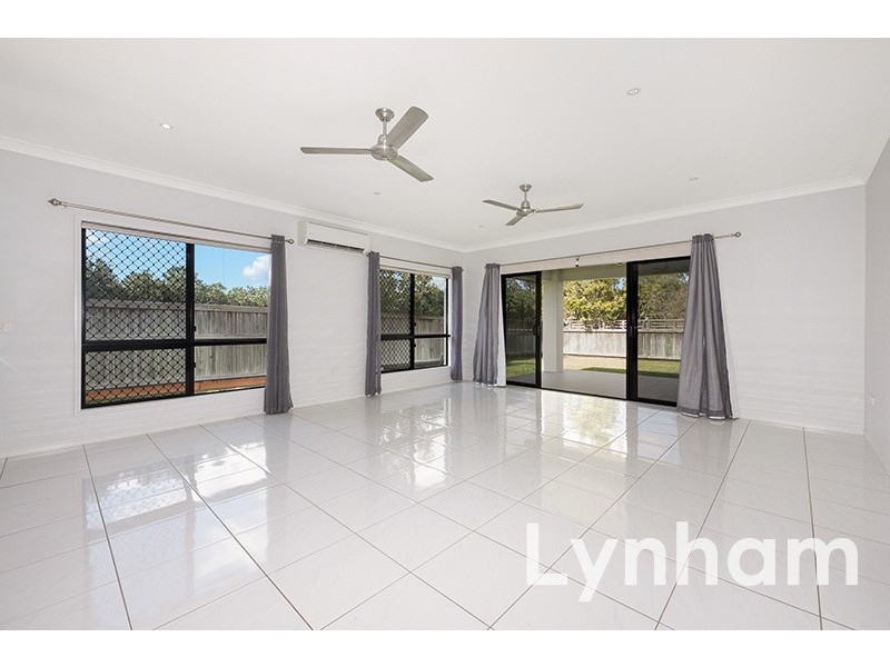 40 Poinsettia Drive, Bohle Plains QLD 4817