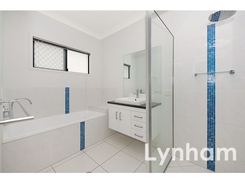 40 Poinsettia Drive, Bohle Plains QLD 4817