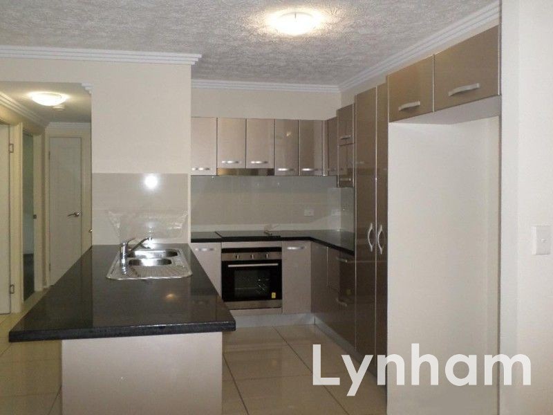 42/319 Angus Smith Drive, Douglas QLD 4814