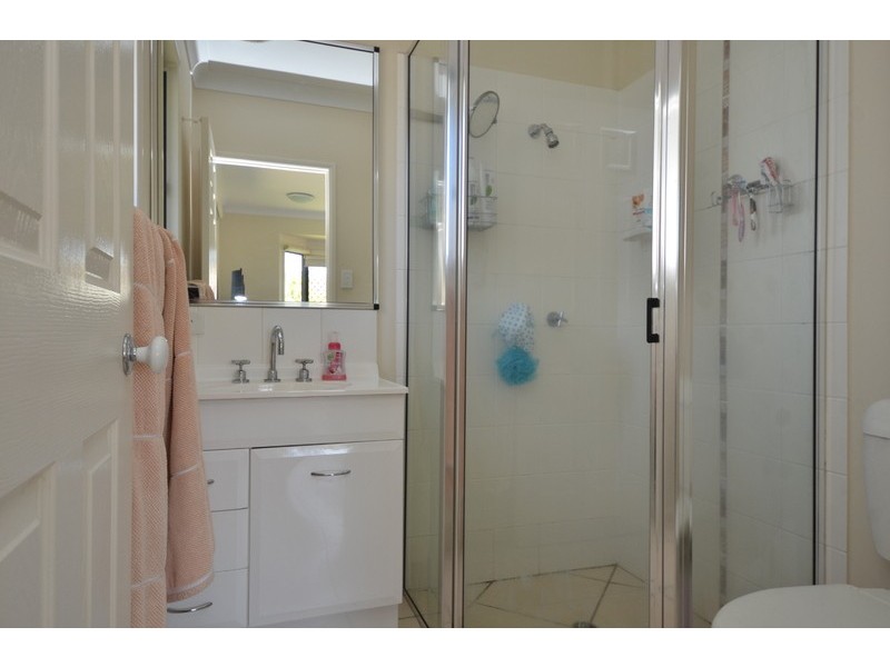 24 Hilton Way, Mount Louisa QLD 4814