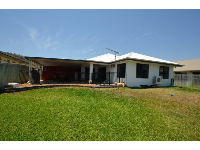 24 Hilton Way, Mount Louisa QLD 4814