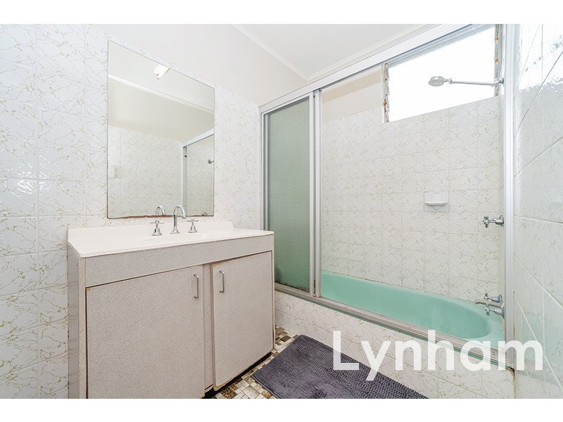 14 Hasson Street, Kirwan QLD 4817