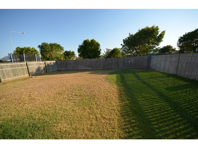 5 Burford Court, Kirwan QLD 4817