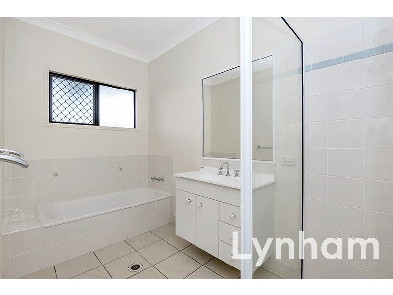 28 Scarisbrick Drive, Kirwan QLD 4817