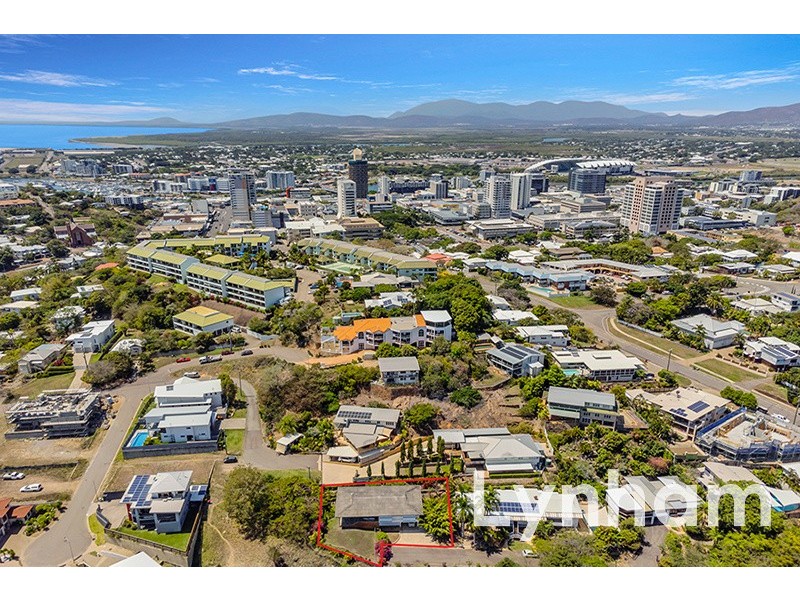 31 Queen Street, North Ward QLD 4810