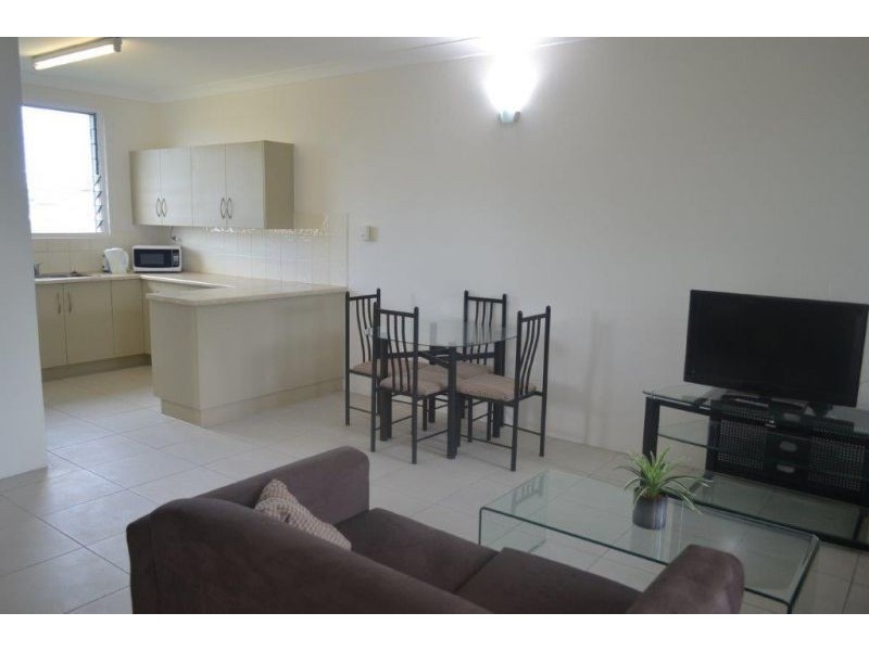 Room 1 – 1/23 Bergin Road, Cranbrook QLD 4814