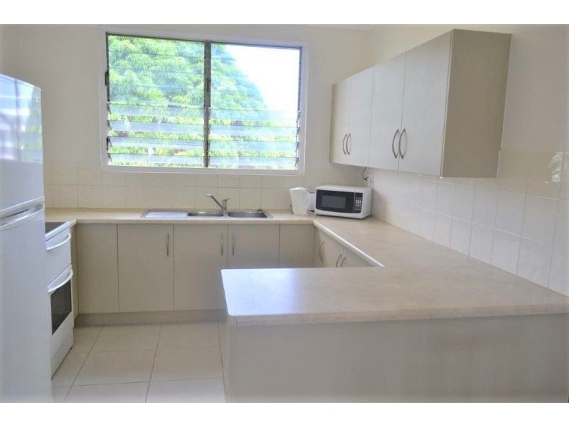 Room 1 – 1/23 Bergin Road, Cranbrook QLD 4814