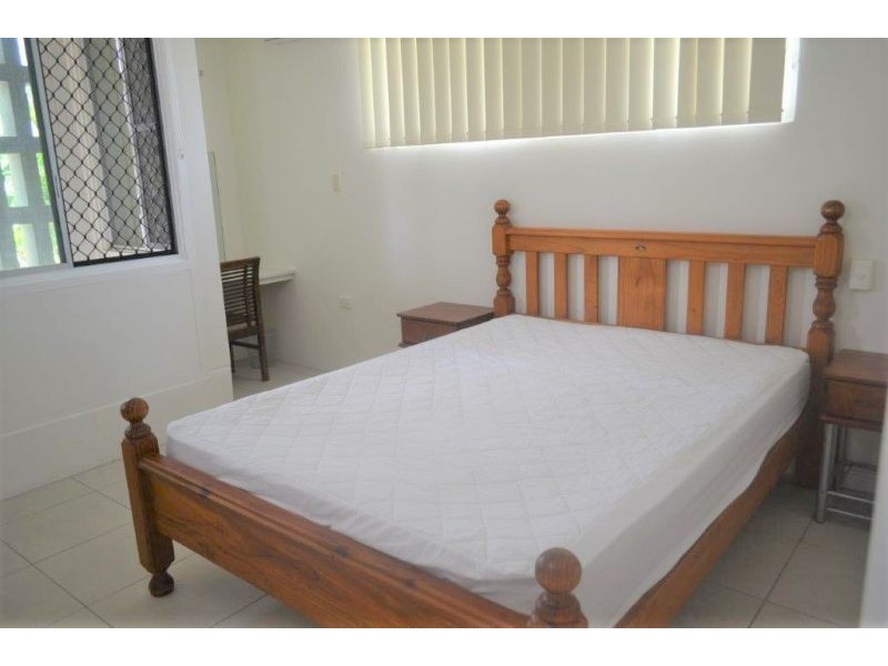 Room 1 – 1/23 Bergin Road, Cranbrook QLD 4814