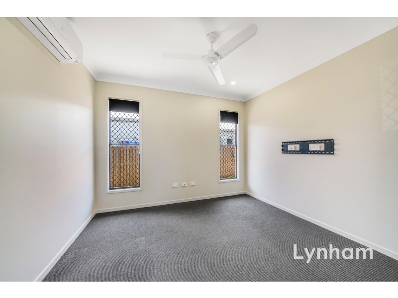 5 Gilling Court, Bushland Beach QLD 4818