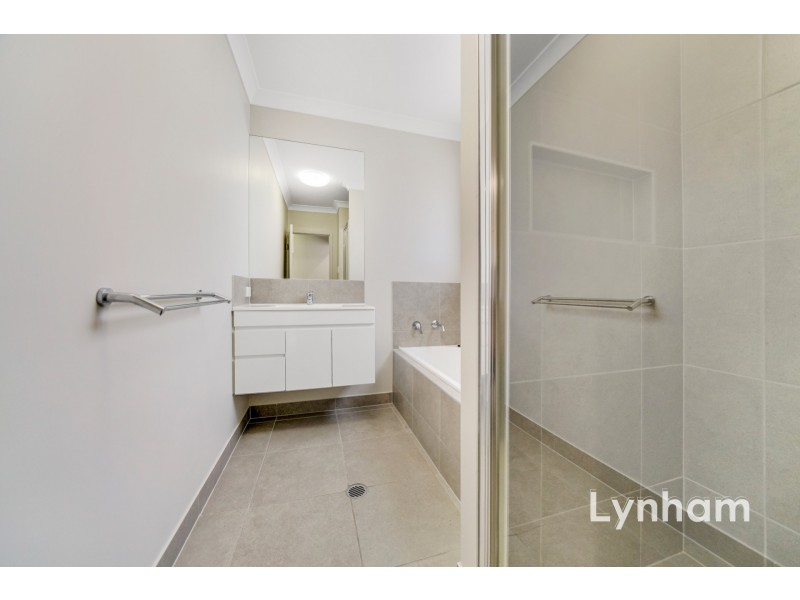 5 Gilling Court, Bushland Beach QLD 4818