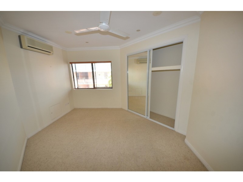 4/103 The Strand, North Ward QLD 4810