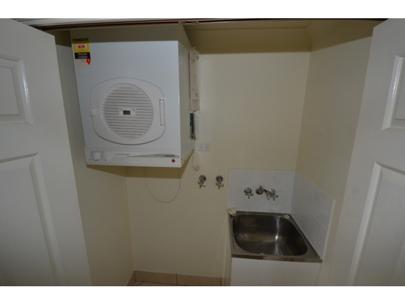4/103 The Strand, North Ward QLD 4810