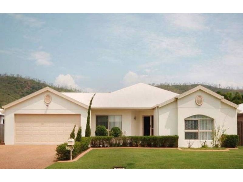 13 Hilton Way, Mount Louisa QLD 4814