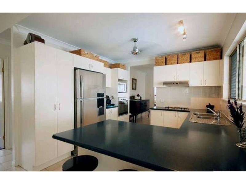 13 Hilton Way, Mount Louisa QLD 4814