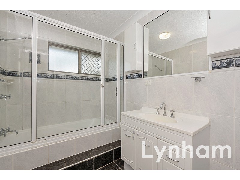 69 Mount Low Parkway, Mount Low QLD 4818